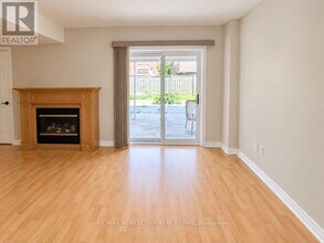 Building Photo - 67 Macbride Crescent