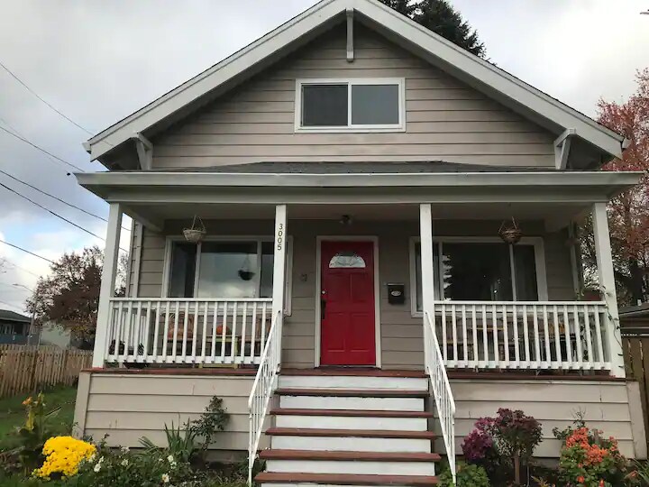 Primary Photo - 3005 SE Francis St