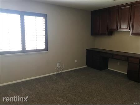 Foto del edificio - 13933 Laurelwood Ave