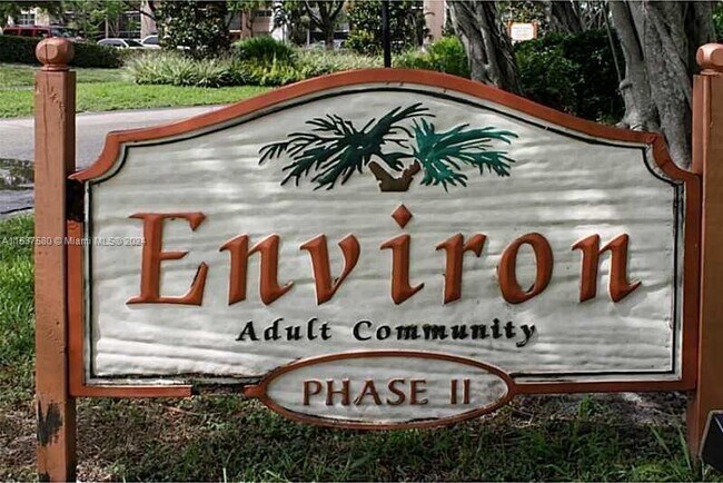 Foto del edificio - 3771 Environ Blvd