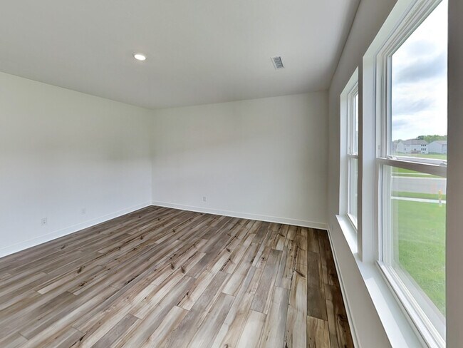 Foto del edificio - 3327 Wetherby Pl
