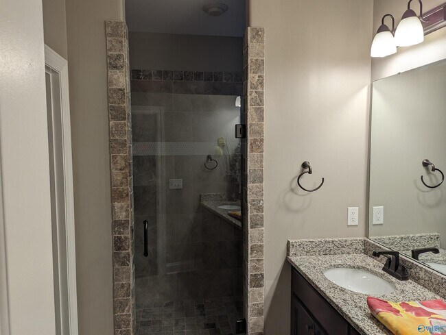 Foto del edificio - 7126 Weeping Willow Dr SE