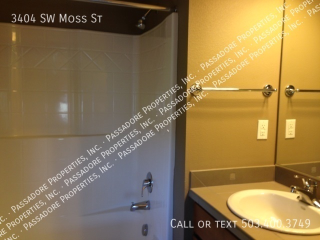 Foto del edificio - 3404 SW Moss St