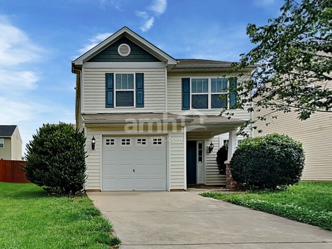 Building Photo - 1308 Silver Dr