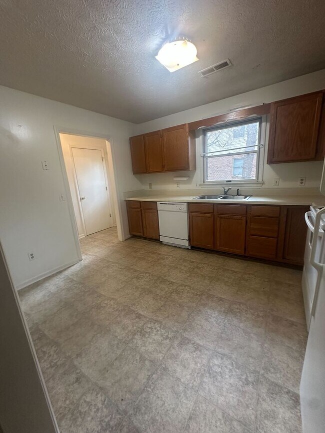 Foto del edificio - Renovated Home Near Virginia Tech