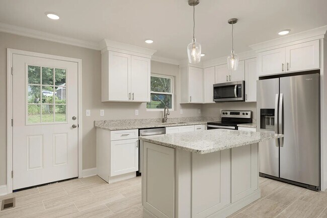 Building Photo - 6919 Barchel Cir