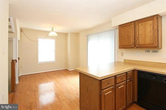 Building Photo - 11956 Sentinel Point Ct