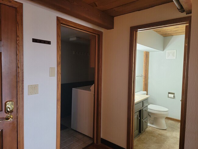 Foto del edificio - 1545 Arboretum Dr