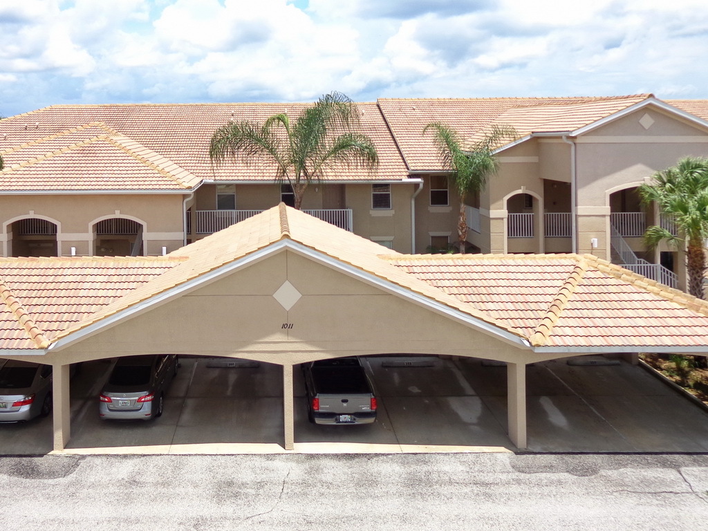 Primary Photo - 1011 Fairwaycove Ln