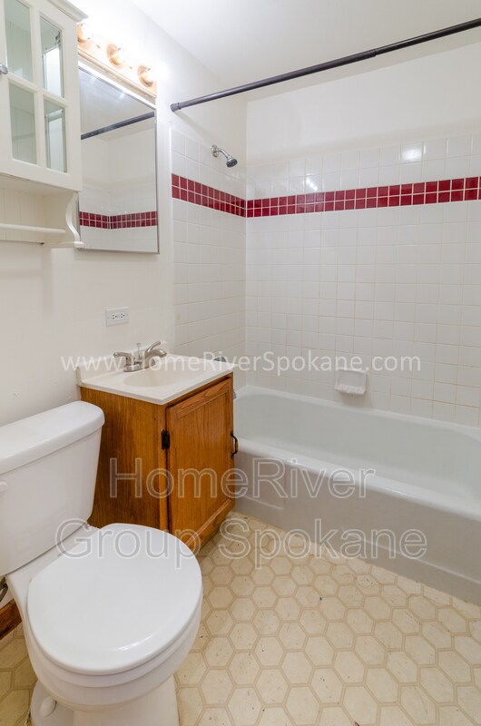Foto del edificio - 5528 N Milton St