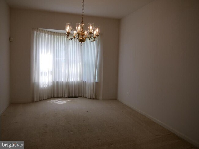 Building Photo - 5704 Allwood Ct