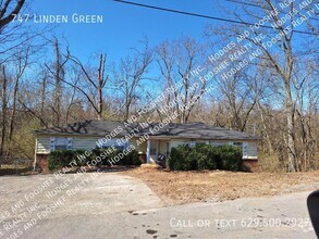 Building Photo - 747 Linden Green Dr