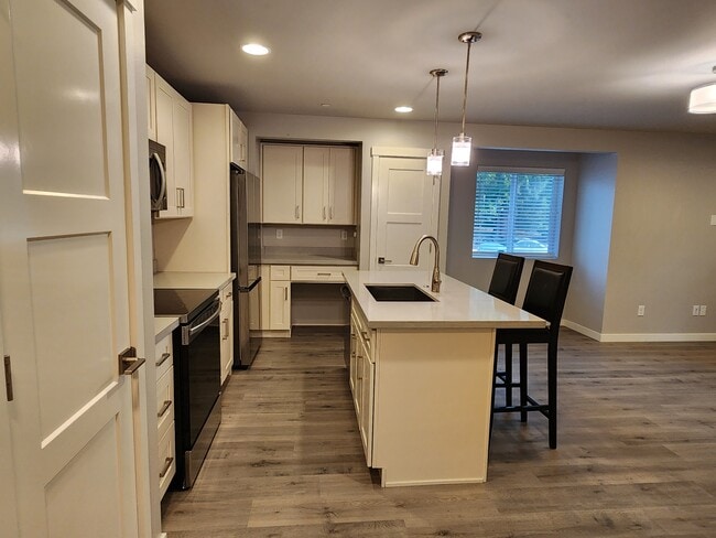 Foto del edificio - 3242 S 161st St