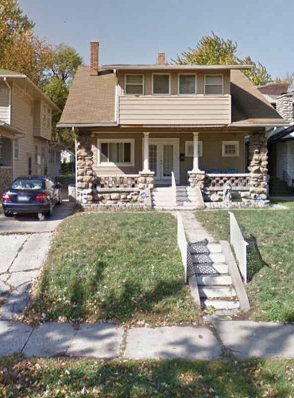Primary Photo - 2844 Parkwood Blvd