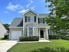 Building Photo - 741 Hanska Way