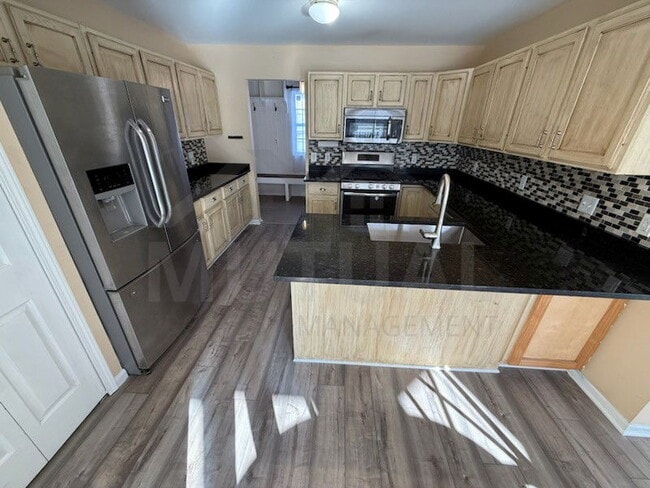 Foto del edificio - 1148 Somerville Dr