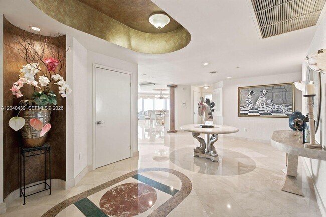 Foto del edificio - 16445 Collins Ave