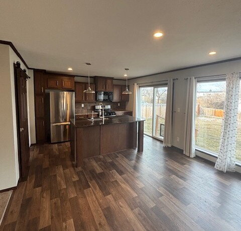 Building Photo - "Charming 3-Bed, 2-Bath Single Family Home with 1,580 Sq Ft of Comfort in Prime Belgrade Location!"