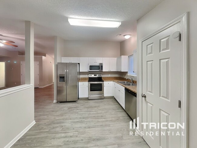 Building Photo - 8004 Seattle Slew Ct