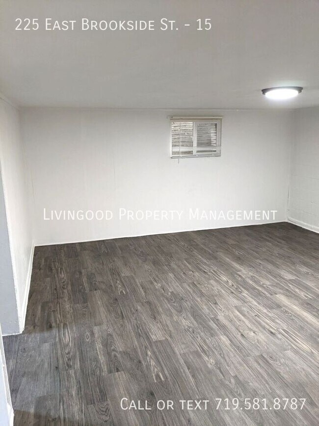 Foto del edificio - 225 E Brookside St