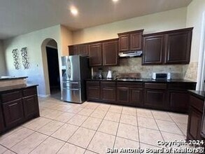 Building Photo - 24114 Stately Oaks