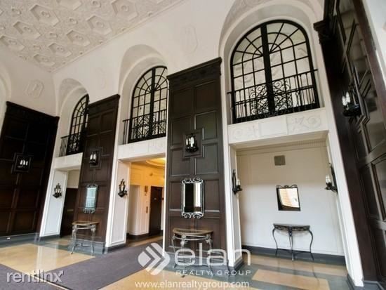 Foto del edificio - 444 W St James Pl