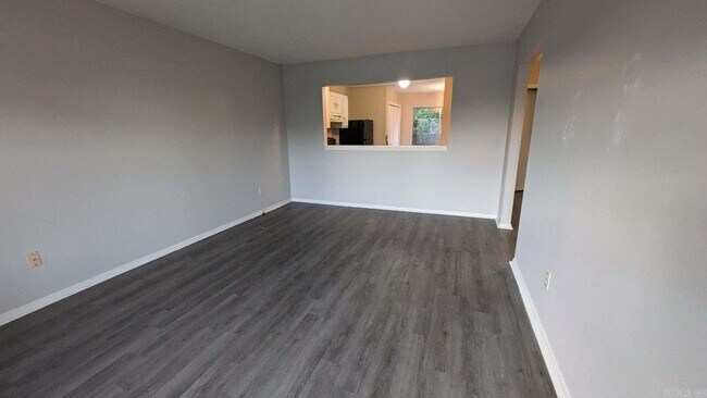 Building Photo - 9 Southland Cove