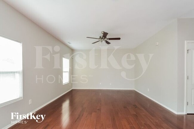 Building Photo - 1025 Sweet Gale Dr