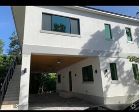 Building Photo - 12 Coral Dr