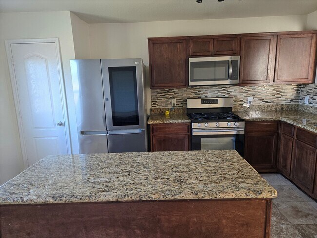 Foto del edificio - 22014 Orchard Dale Dr