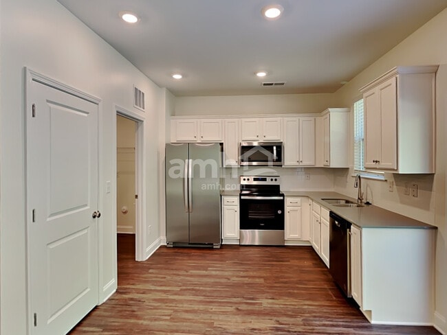 Building Photo - 1322 Bethany Dallas Dr