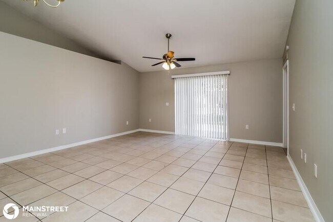 Foto del edificio - 309 DRUM CT, Poinciana, FL 34759