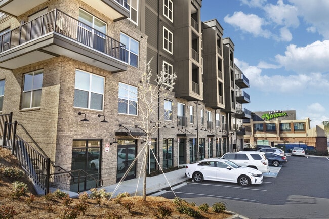 Foto del edificio - Fieldhouse Apartments