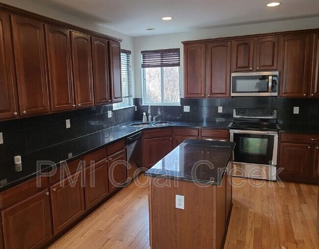 Building Photo - 13253 Little Raven Way