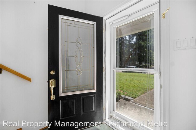 Foto del edificio - 2 br, 1 bath House - 900 Smithfield Avenue