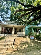 Building Photo - 2534 Derry St