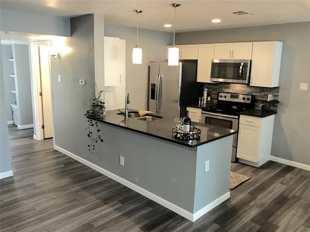 Building Photo - 2505 Wedglea Dr