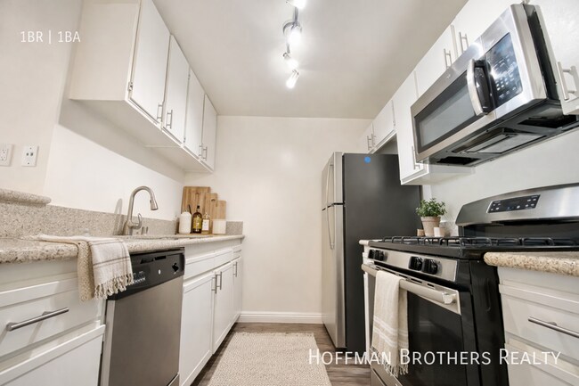 Foto del edificio - 1725 Grismer Ave