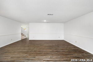 Building Photo - 8090 Chestnut Ash Dr