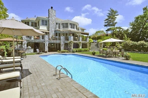 Foto del edificio - 104 Woodhill Ln