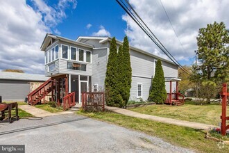 Building Photo - 3937 Glenhurst Rd