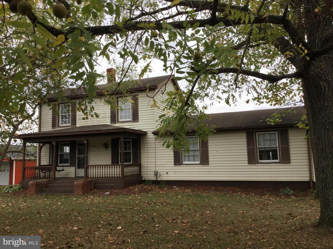 33510 Old Valley Pike, Strasburg, VA 22657 House Rental in Strasburg