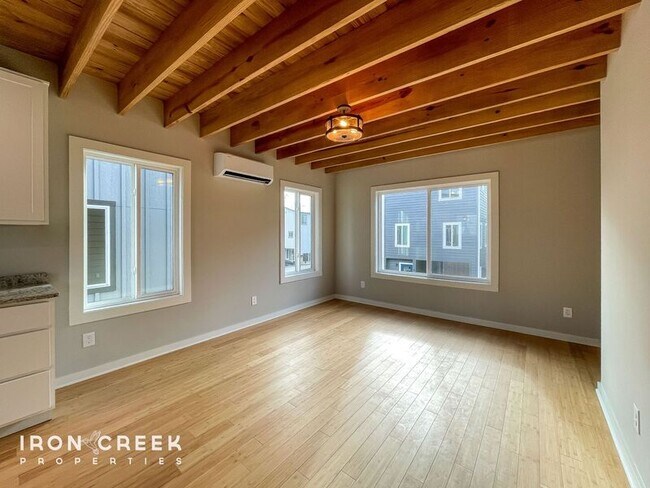 Foto del edificio - 79 E Cascade St