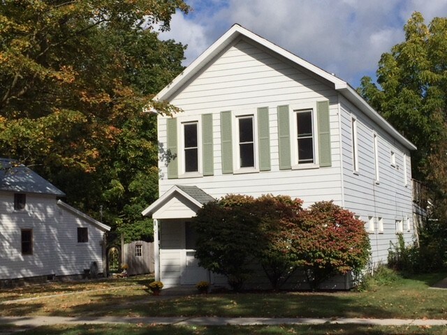 Primary Photo - 210 W Eighth St