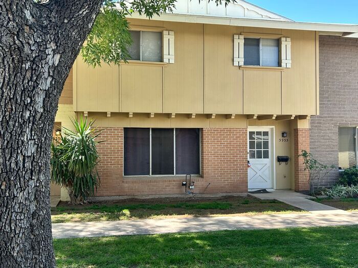 Tempe Gardens Townhouse - House for Rent in Tempe, AZ | Apartments.com