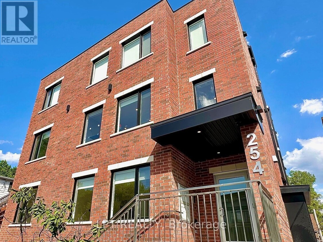 Photo principale - 254-254 Garneau St