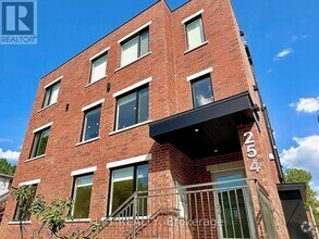 Building Photo - 254-254 Garneau St