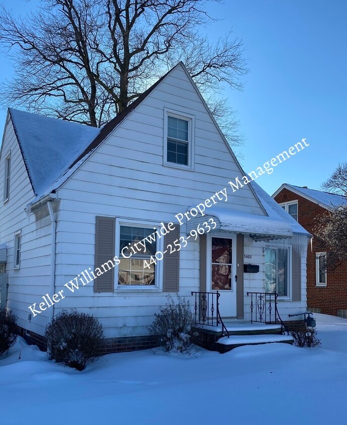 5403 Gilbert Ave, Parma, OH 44129 House Rental in Parma, OH