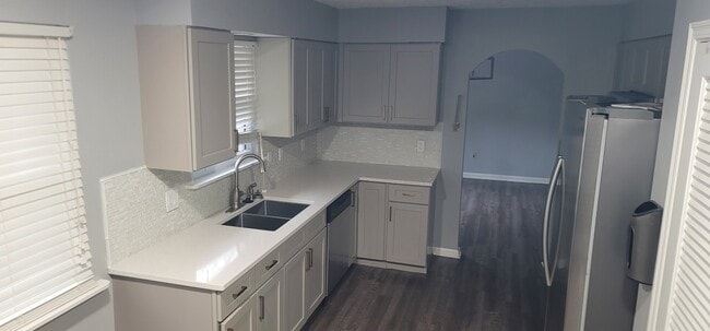 Foto del edificio - 7815 Pepper Pike