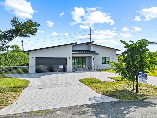 Foto del edificio - 22451 SW 118th Ave